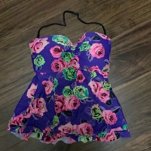 Betsy Johnson Tankini Swimtop M with built in support. Lightly padded